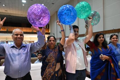 6607 25 6 2025 13 25 46 1 26 06 indianastronautparentscelebrationlucknow b.jpg