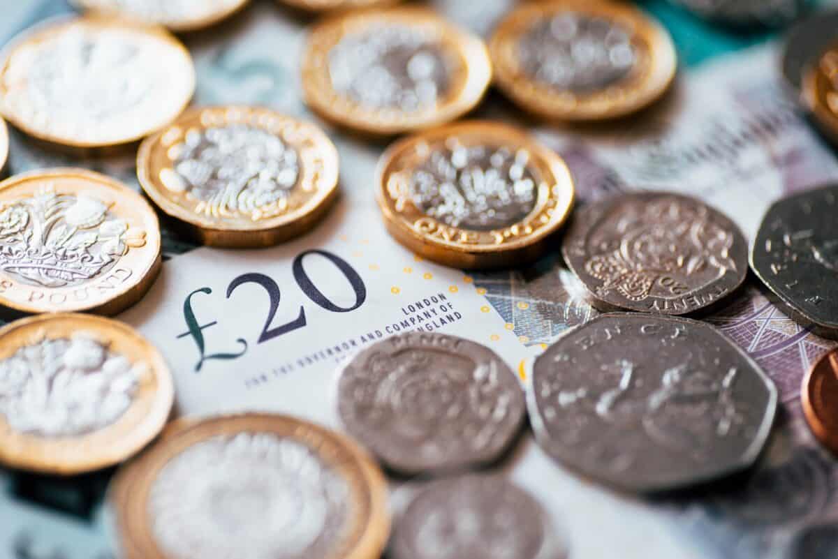 British money 1200x801.jpg