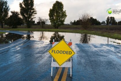 Flash floods in pakistan world weather online blog.jpg
