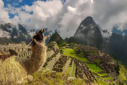 Wonders of the world machu picchu featured.jpg