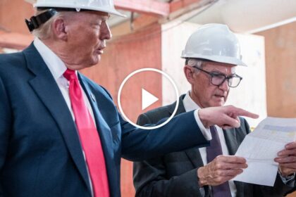 24vid trump powell exchange pkg cov vfmb facebookjumbo.jpg