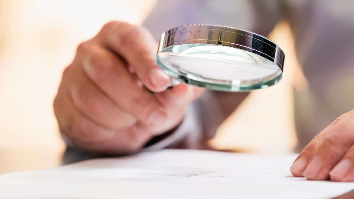 Looking at the details 1200x675.jpg