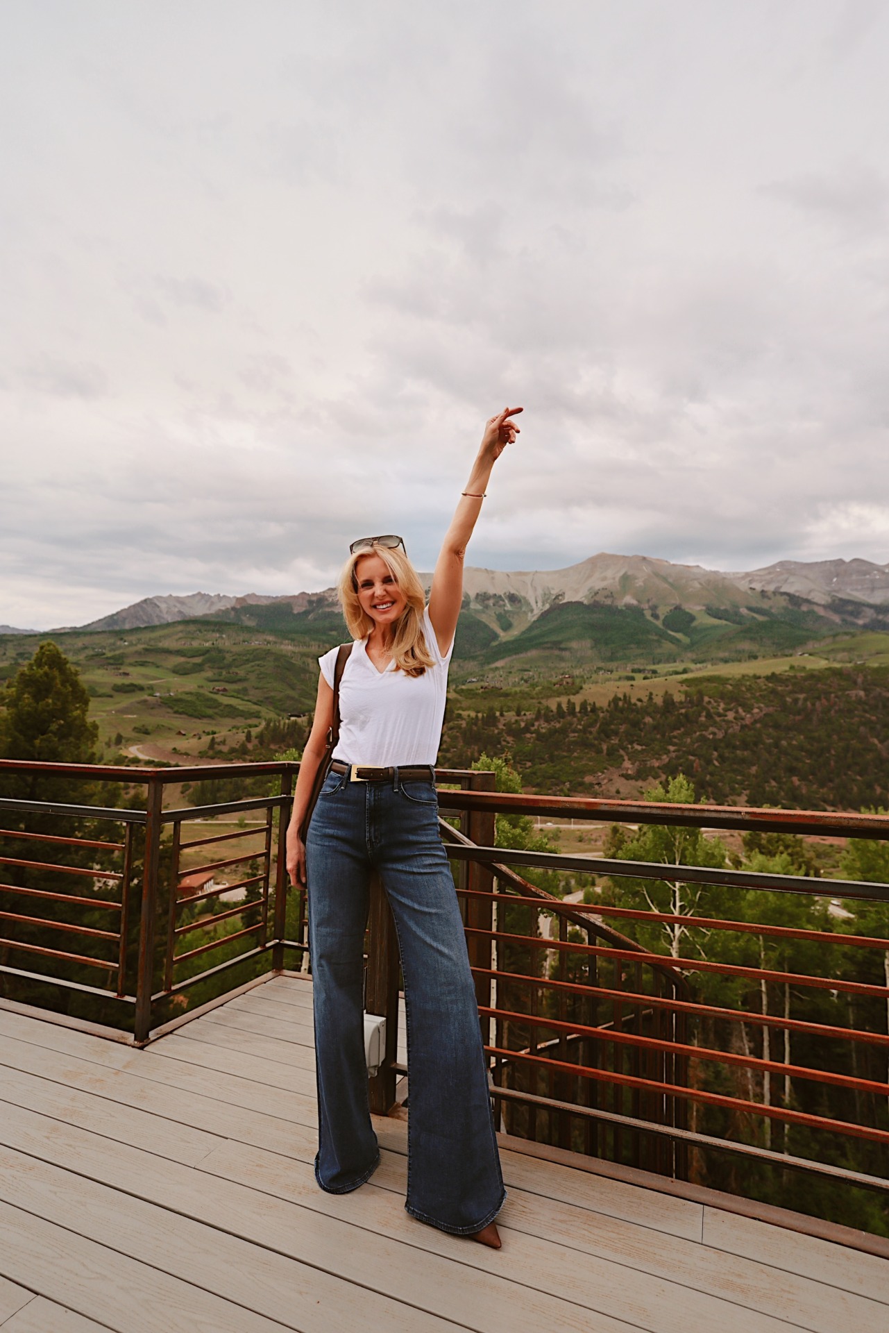 Mother hustler roller sneak jeans paired with denim cinq a sept blazer in telluride colorado 7.jpg