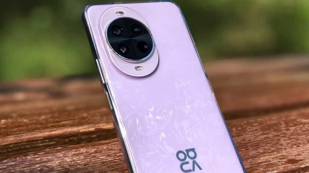 Huawei nova 15 or flip 2 6600mah battery fast charging leak.jpg