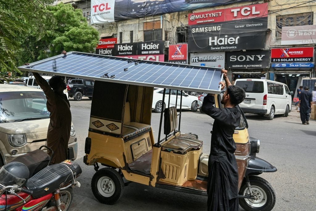 000 64my969 1024x683.jpg