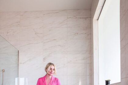 Best pajama sets nordstrom moonlight pajamas erin busbee busbee style fashion over 40 nordstrom anni.jpeg