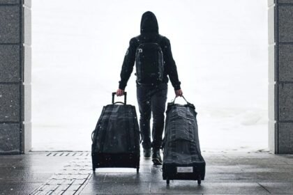 Best rolling duffel bag.jpg