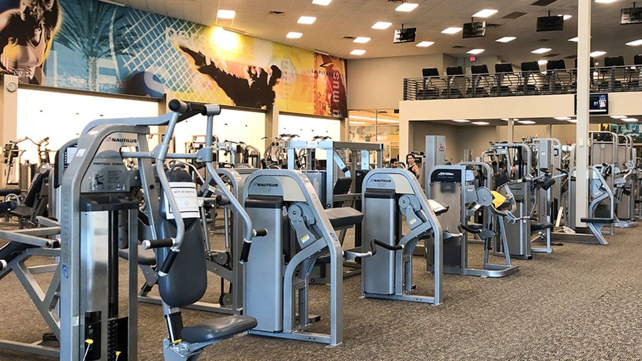 La fitness interior.jpg