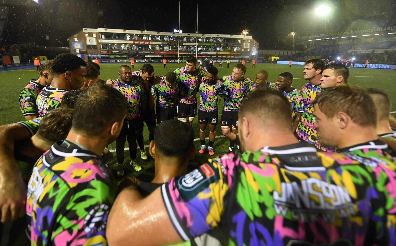 Lions huddle 27 sep 2025 kian abdullah gallo images.jpg