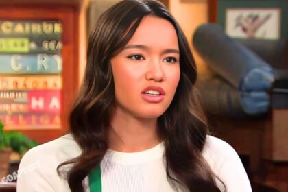 Sophia totally snaps – watch out salem.jpg