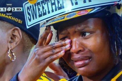 Ama fans 1.jpg.optimal.jpg