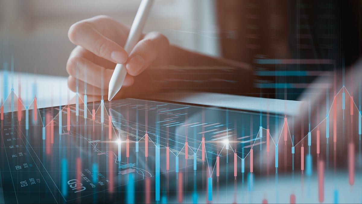 Bloombergquint2f2025 08 252fc35blqdm2fstock exchange market concept businessman trader 2025 01 08.jpeg