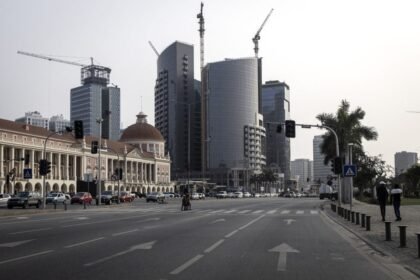 000 32h383h 1024x683.jpg