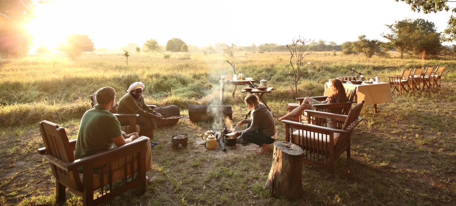 Timetide luwi south luangwa bush breakfast.jpg