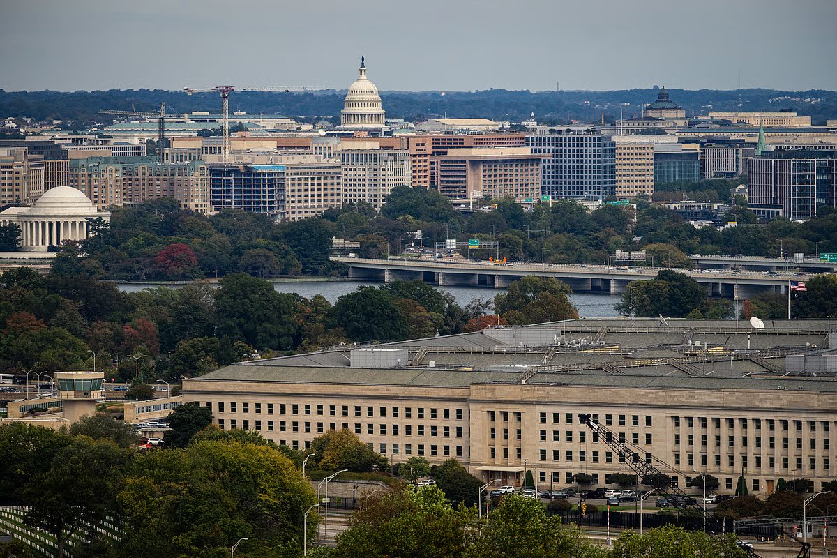 Bloombergquint2f2025 10 242favitdadq2f442501702.jpg