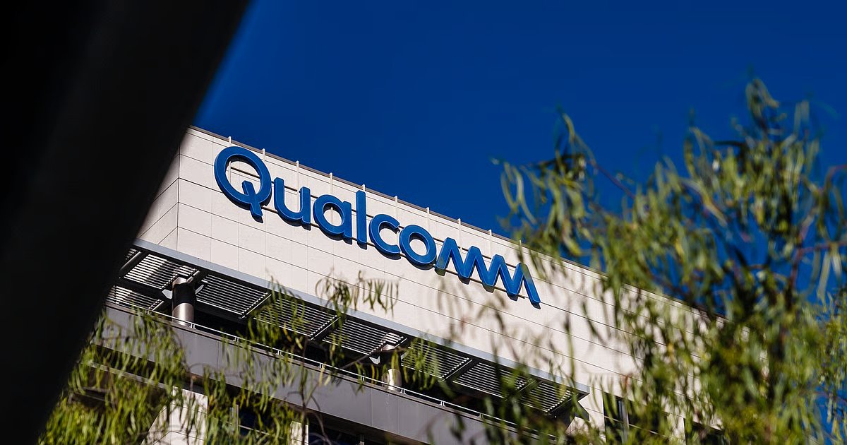 Bloombergquint2f2025 10 272fg3dvtlmd2f442578168 1.jpg