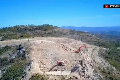 Wind farm construction.jpg