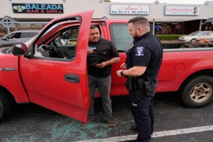 108226540 1763250172793 AP25319730858059.jpg