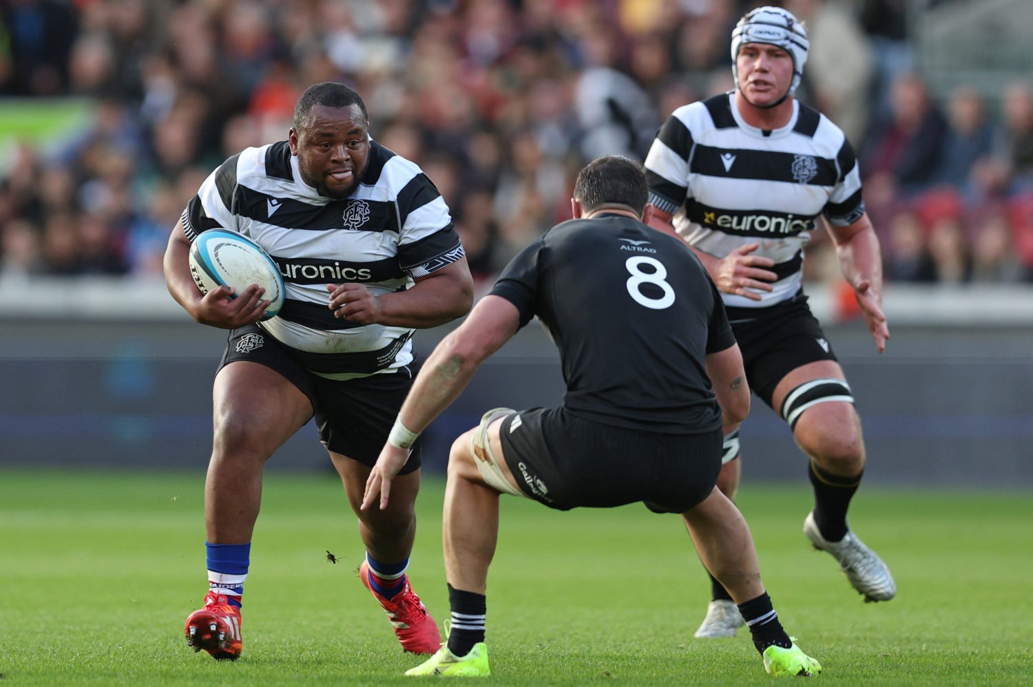 2244516580 e1762096334163.jpg