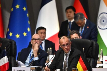 54940142640 d1ae033480 b.jpg