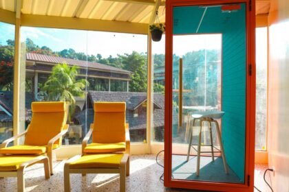 Neighbors nomads 3.jpg