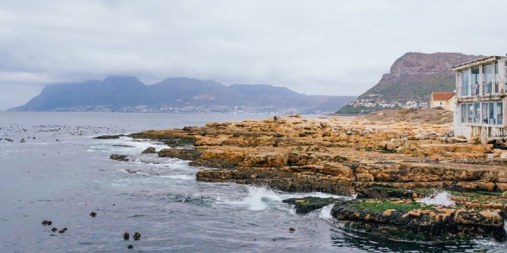 Klak bay beach beach clean up.jpg