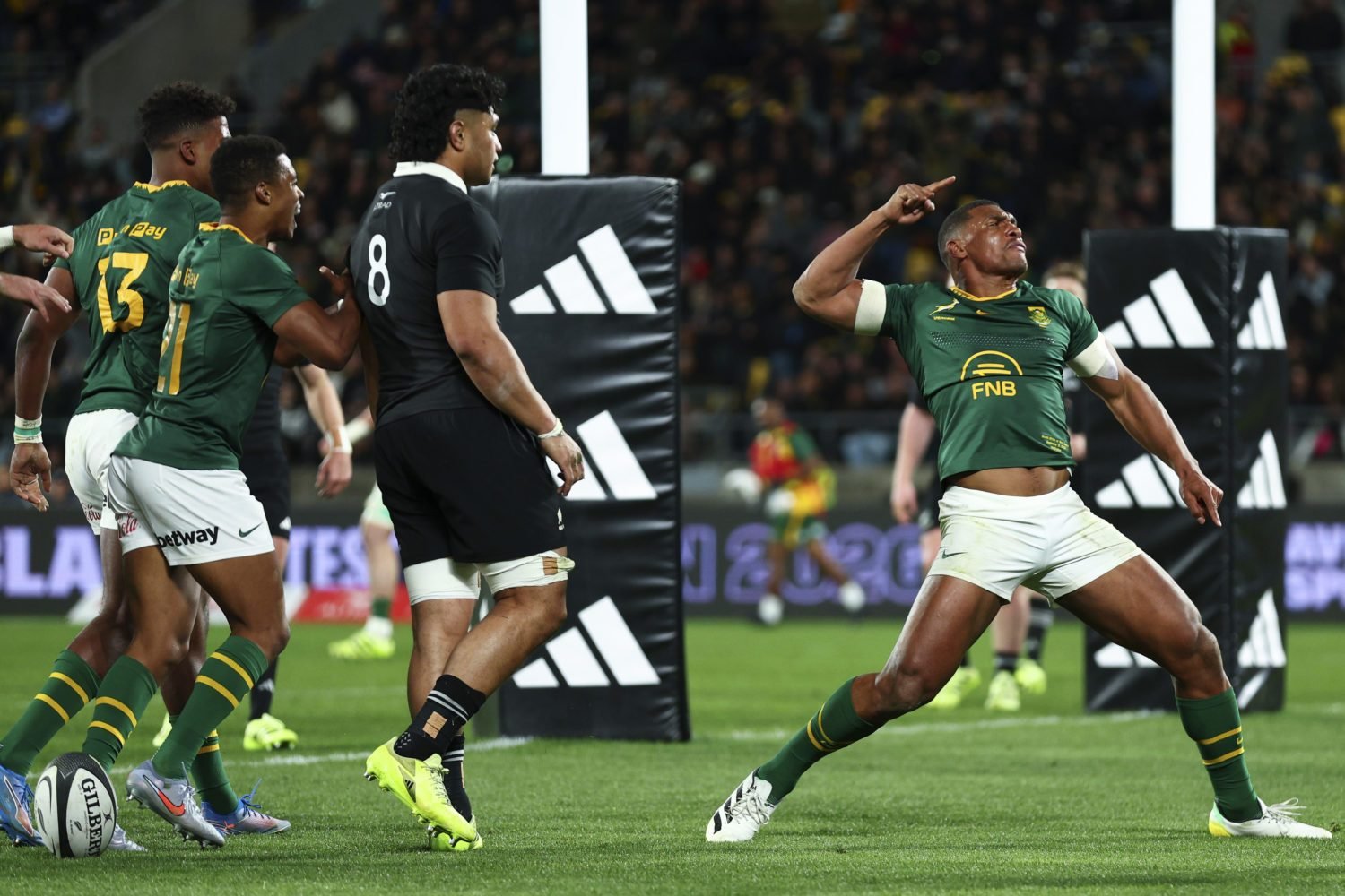 2235166505 e1757754967238.jpg