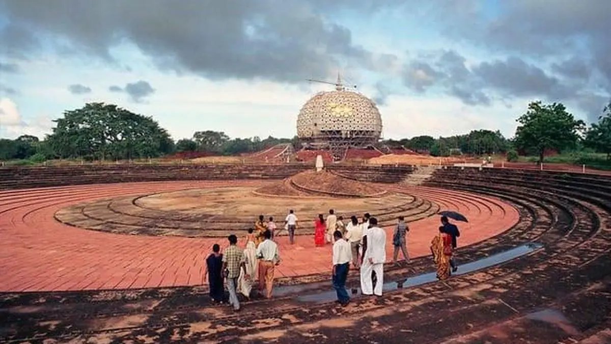 2786 31 7 2025 16 17 23 1 PONDYAUROVILLE.JPG
