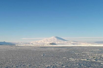 Antarctica ice mountain.jpg