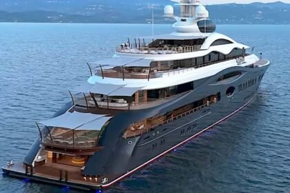 Zuckerberg yacht launchpad fb.jpg