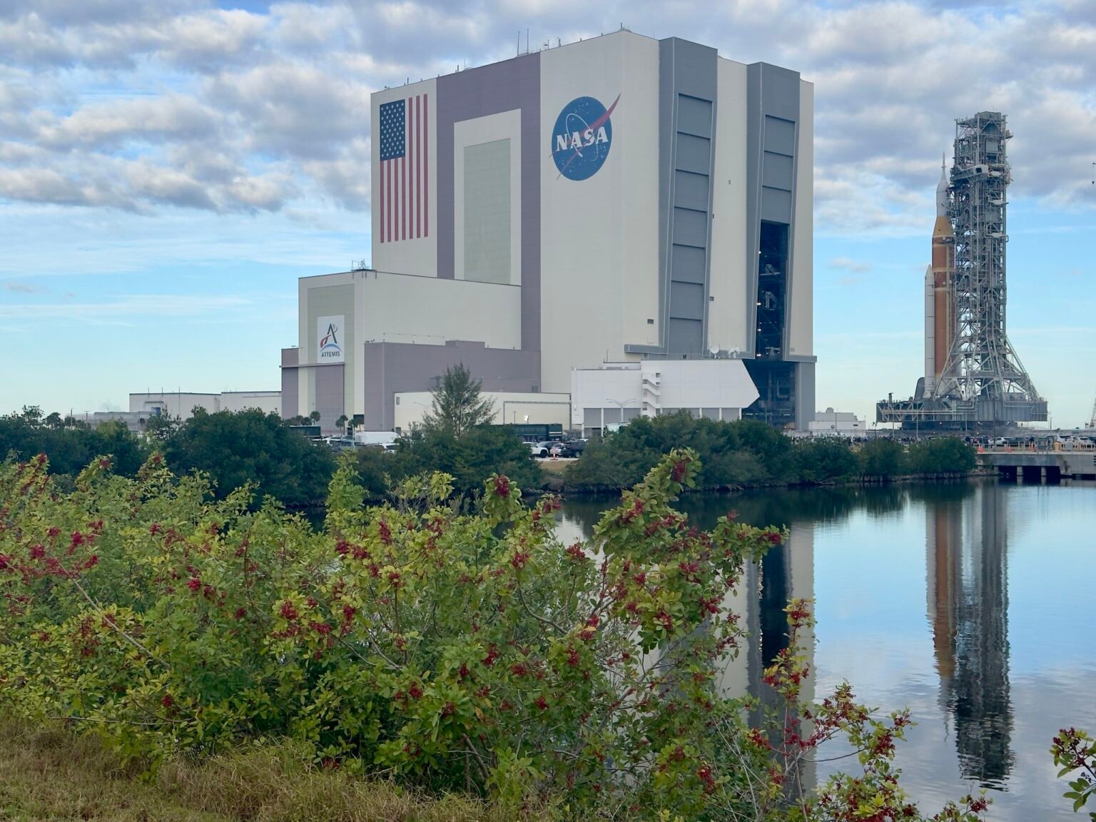 FtBc6gQMaoRoVrzfuSmKdb 2560 80.jpg