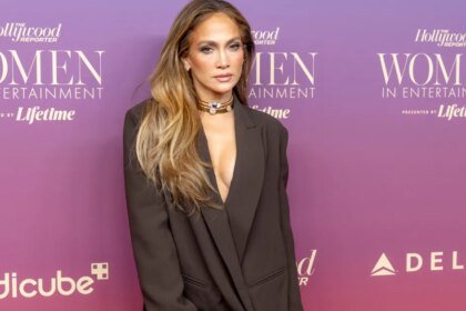 Jennifer lopez tweed blazer.jpg