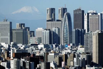 108209729 1759966309038 gettyimages 2198787070 JAPAN SKYLINE.jpeg