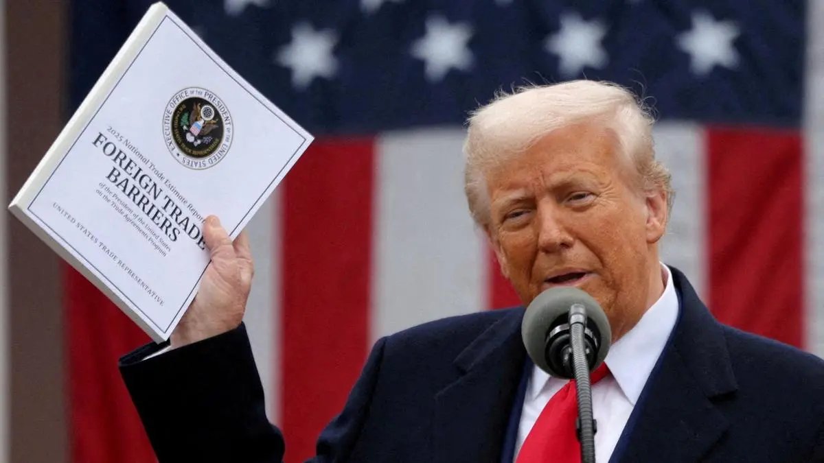 2025 04 06T163228Z 592921169 RC2FSDA63CLZ RTRMADP 3 USA TRUMP TARIFFS.JPG