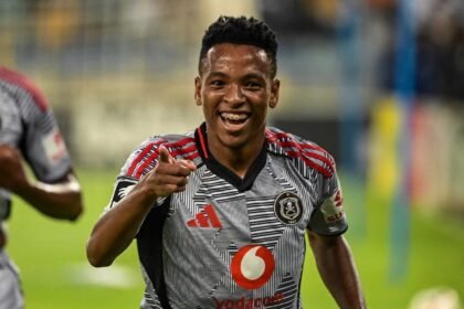 Relebohile Mofokeng Orlando Pirates AmaZulu Betway Premiership.jpg