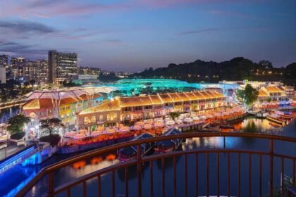 Room view facing Clarke Quay Singapore RiverSelective rooms only modified.jpg