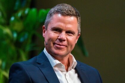 Simon de la Rey Platcorp 1.jpeg