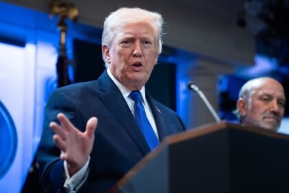 TrumpTariffs GettyImages 2262154311.jpg