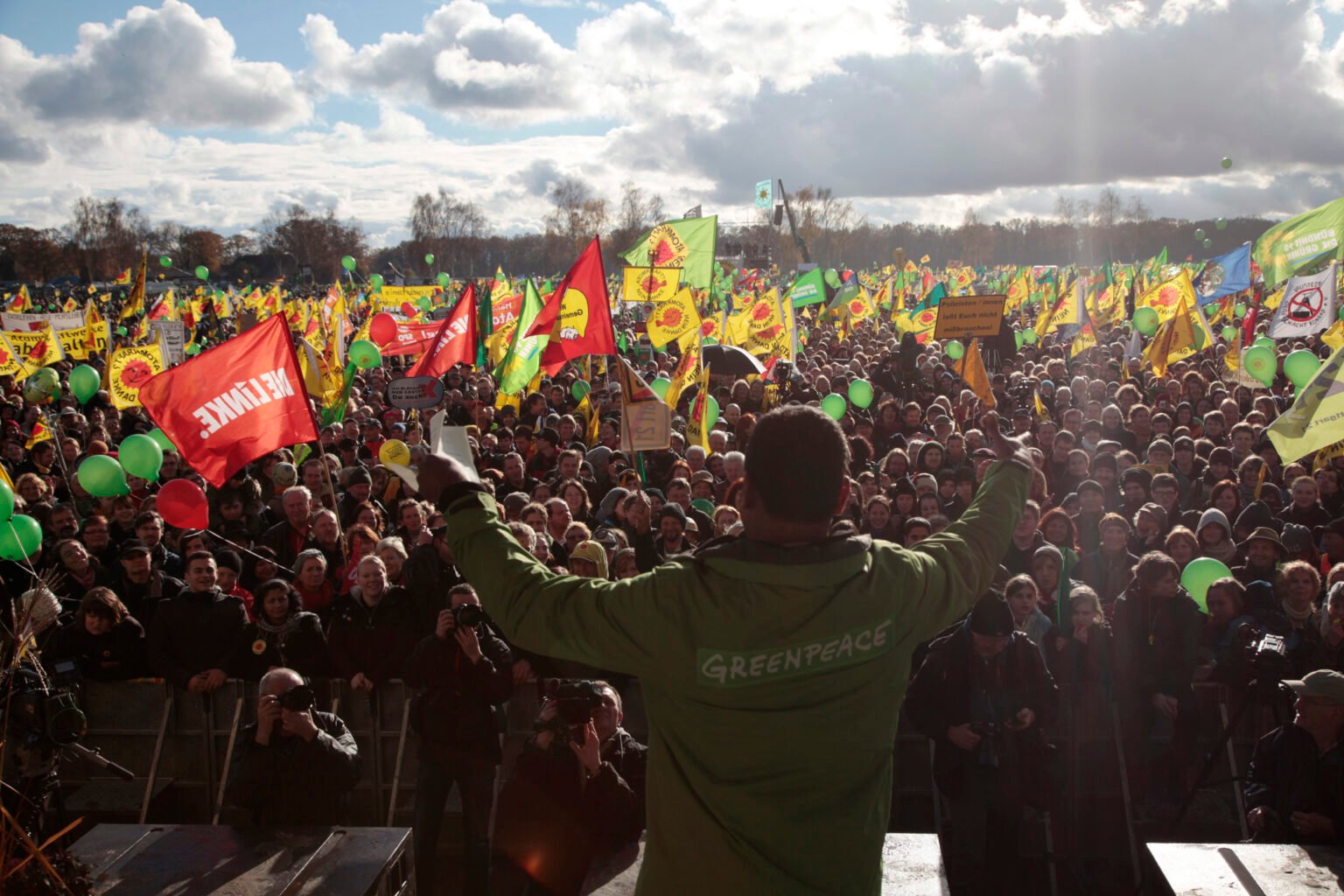 A7816c56 greenpeace mobilizing poeple 5c835b26 gp0286y.jpg