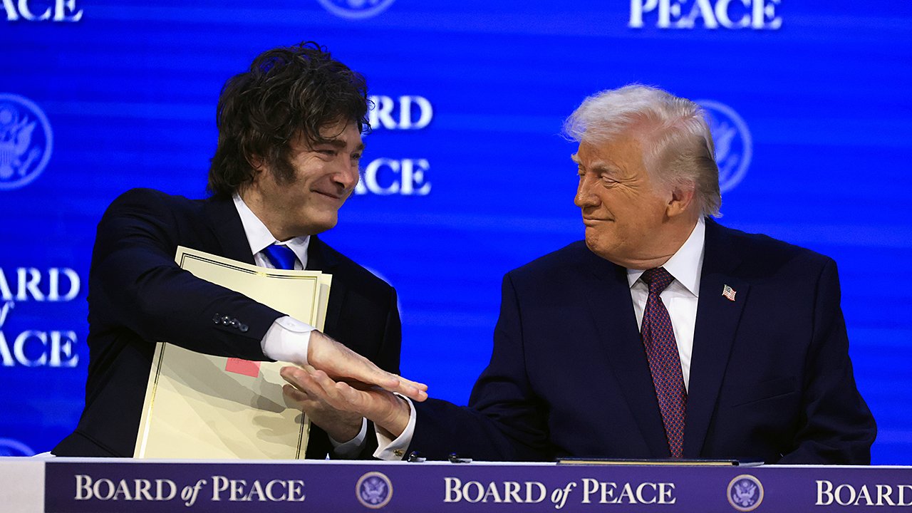 Argentina signs trade deal with us.jpg