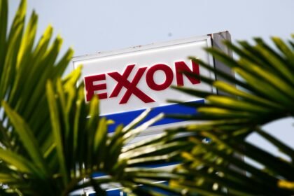 Exxon sign station.jpg
