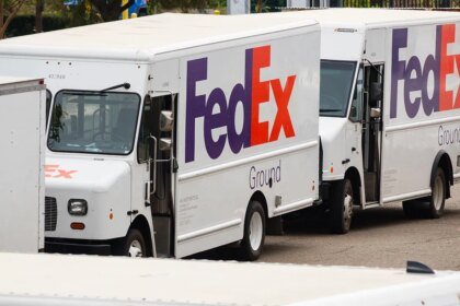 Fedex trucks.jpg