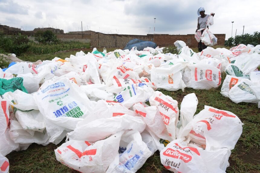 170825133528 kenya plastic bags.jpg