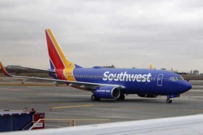 Southwest Airlines LaGuardia Airport.jpg