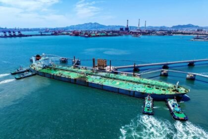 Iran china green energy oil gas hormuz solar electricity 2219133437.jpg