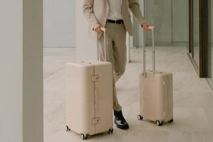 July trunk luggage review.jpg