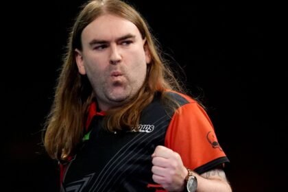 Skysports ryan searle darts 7037513.jpg