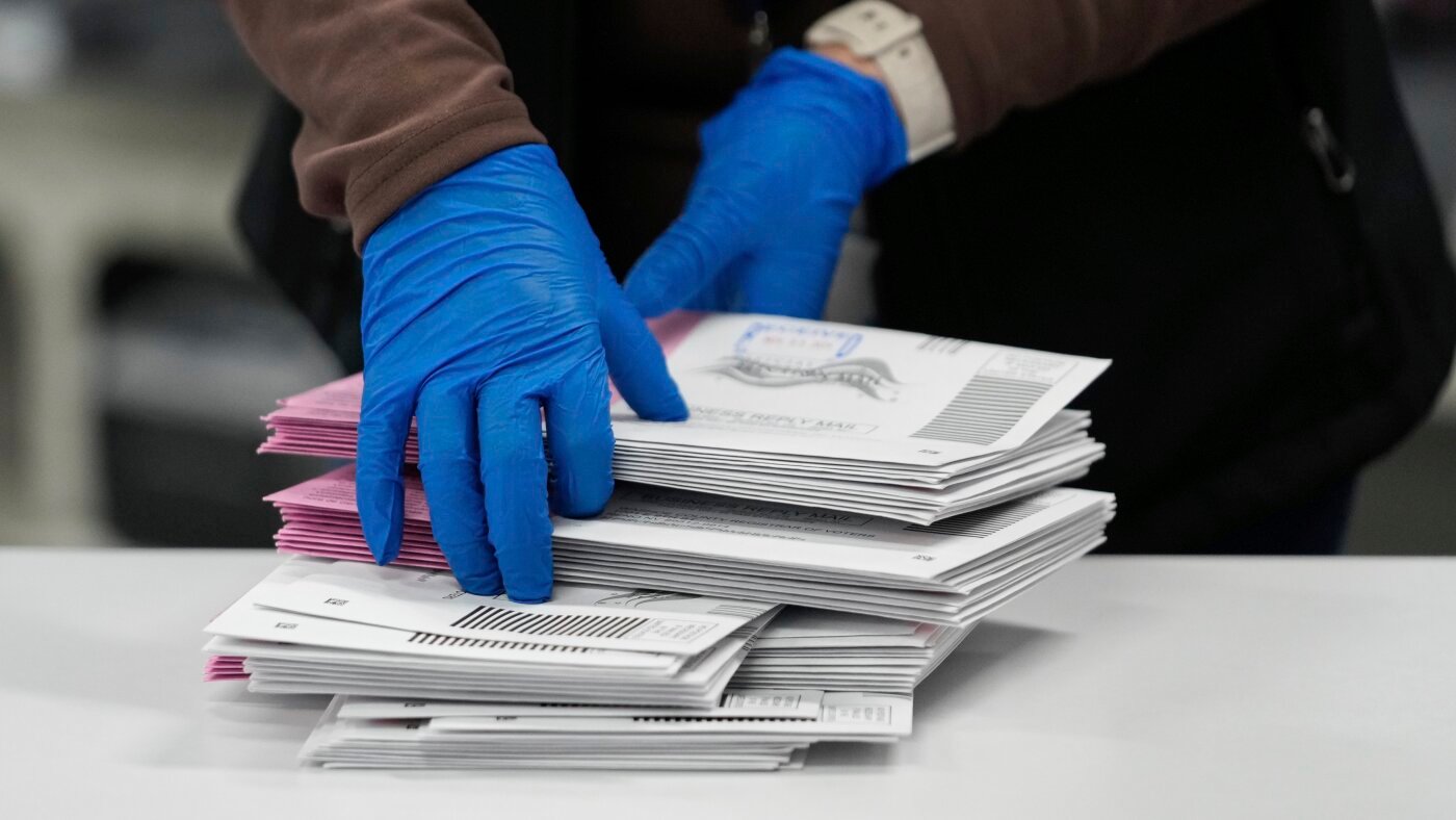 Urlhttp3A2F2Fnpr brightspot.s3.amazonaws.com2Ff72Fa72Fca8cd61a4255b2deb5922c77e98f2Fap24311.jpeg