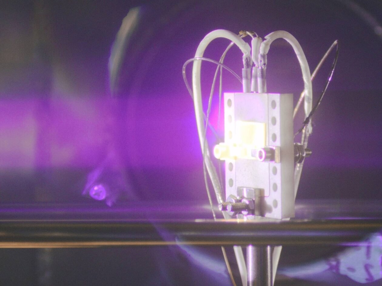 High energy ion beam irradiation of an early generation of Avalanches radiovoltaic converter for the.jpeg