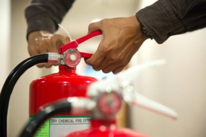 Engineer pull pin fire extinguisher 1024x683.jpg